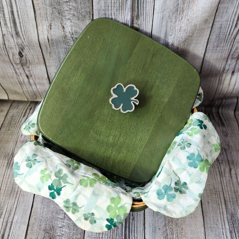 Longaberger 2006 St. Patrick’s Lucky Twist Basket Liner and Lid Green Weave